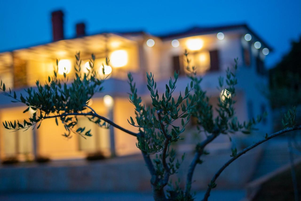 Luxury Apartments Villa Stina Pinezići Eksteriør billede