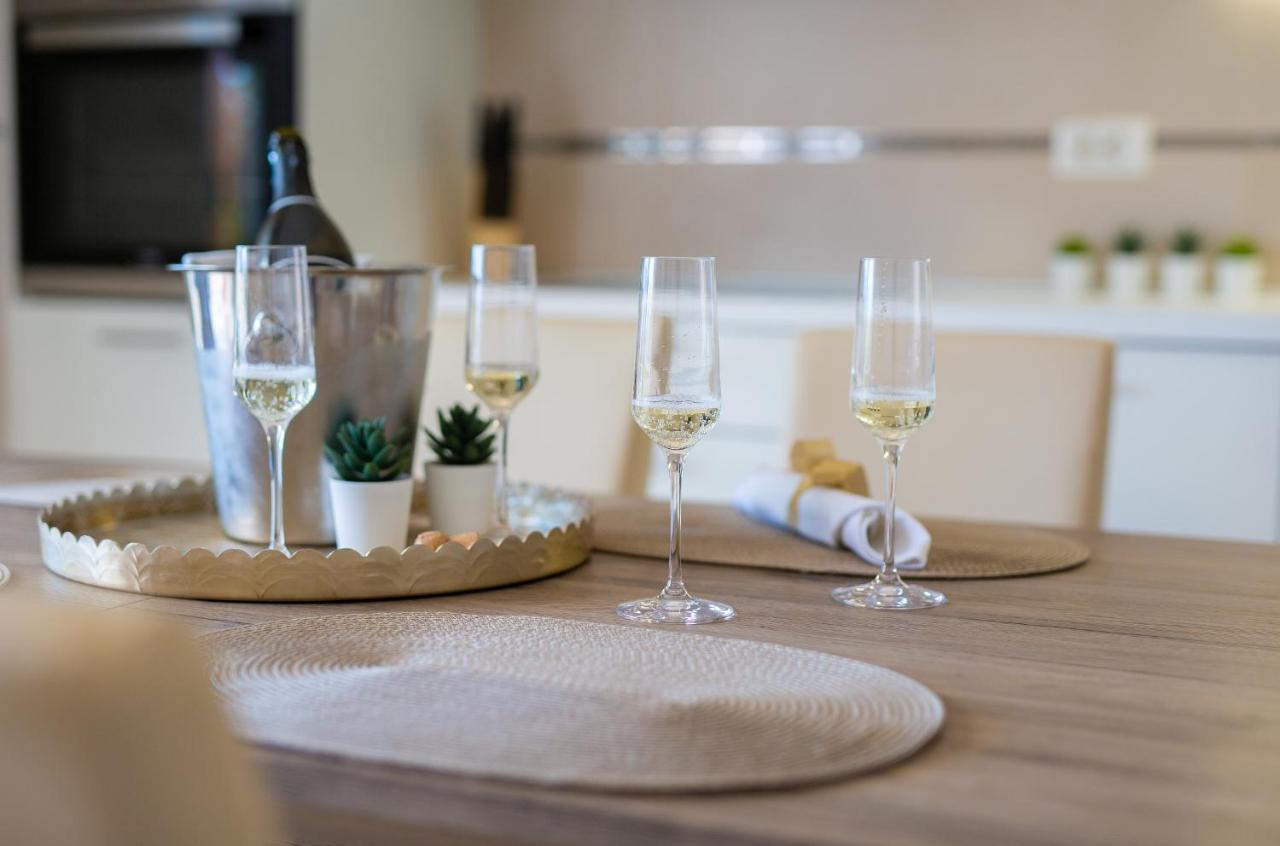 Luxury Apartments Villa Stina Pinezići Eksteriør billede