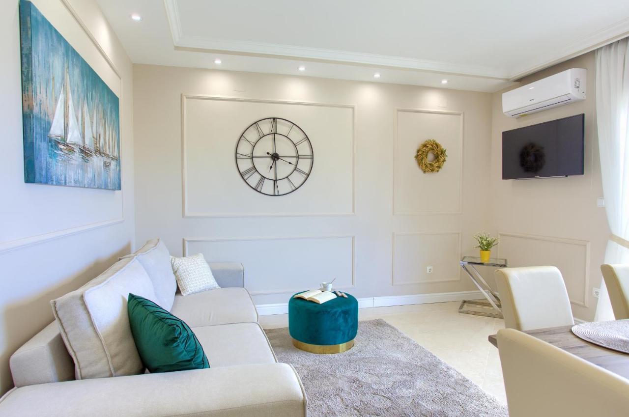 Luxury Apartments Villa Stina Pinezići Eksteriør billede