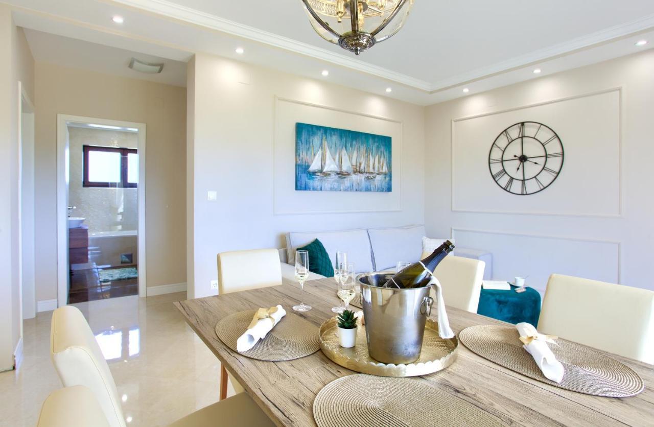 Luxury Apartments Villa Stina Pinezići Eksteriør billede