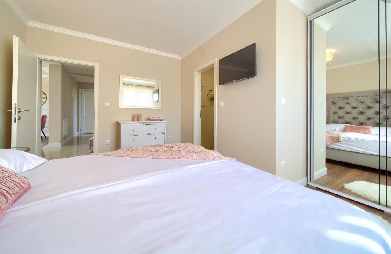 Luxury Apartments Villa Stina Pinezići Eksteriør billede