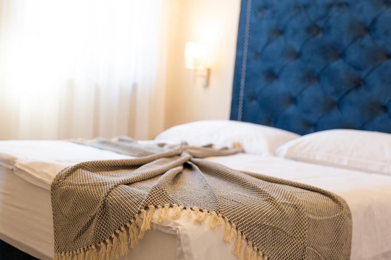 Luxury Apartments Villa Stina Pinezići Eksteriør billede